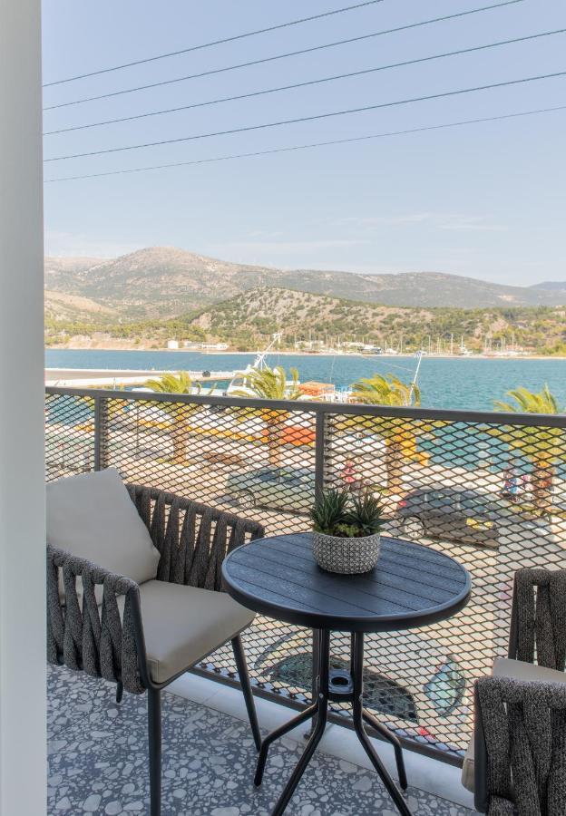 Chelmis Sea Front Apartments - Atlantis Argostoli  Ngoại thất bức ảnh