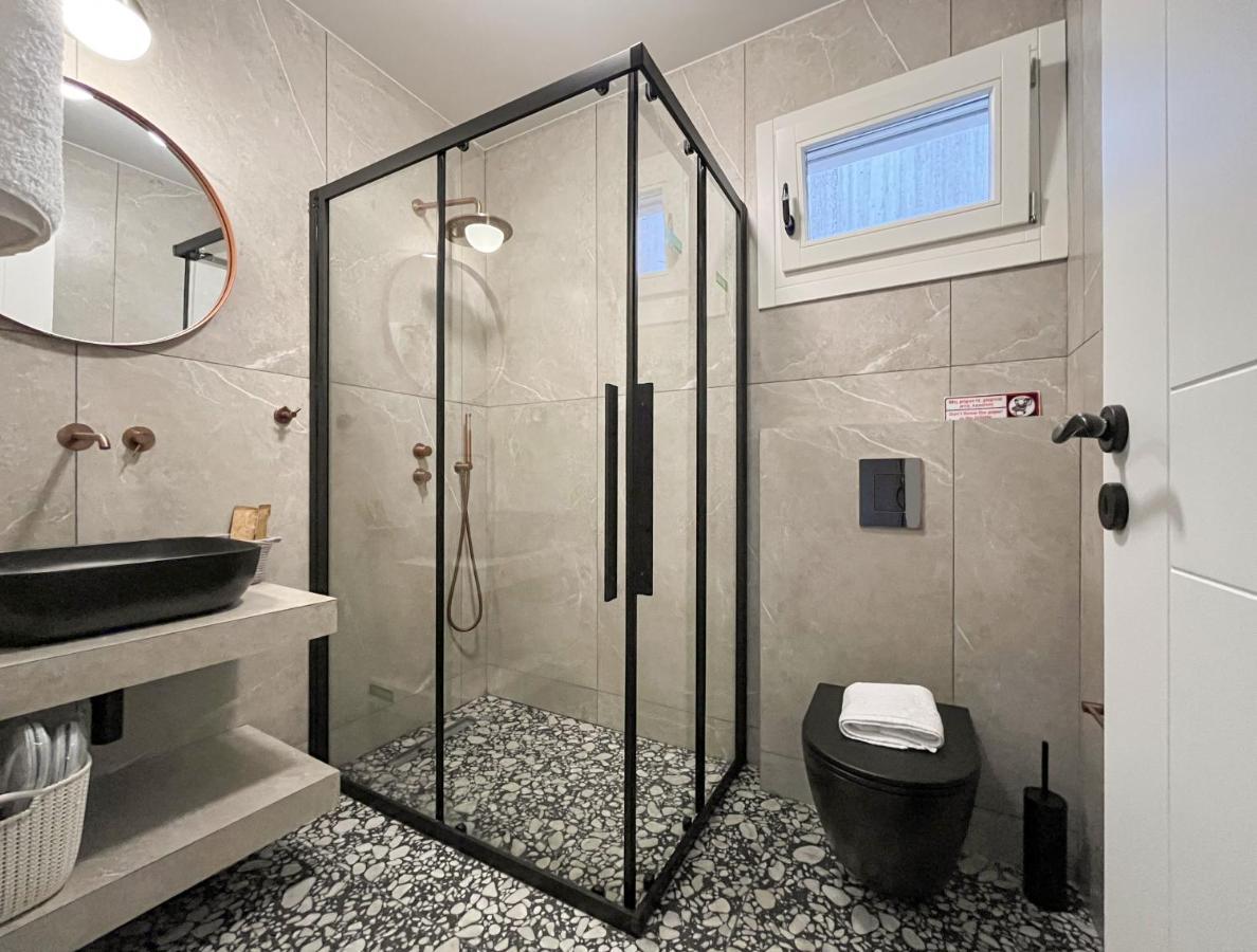 Chelmis Sea Front Apartments - Atlantis Argostoli  Ngoại thất bức ảnh