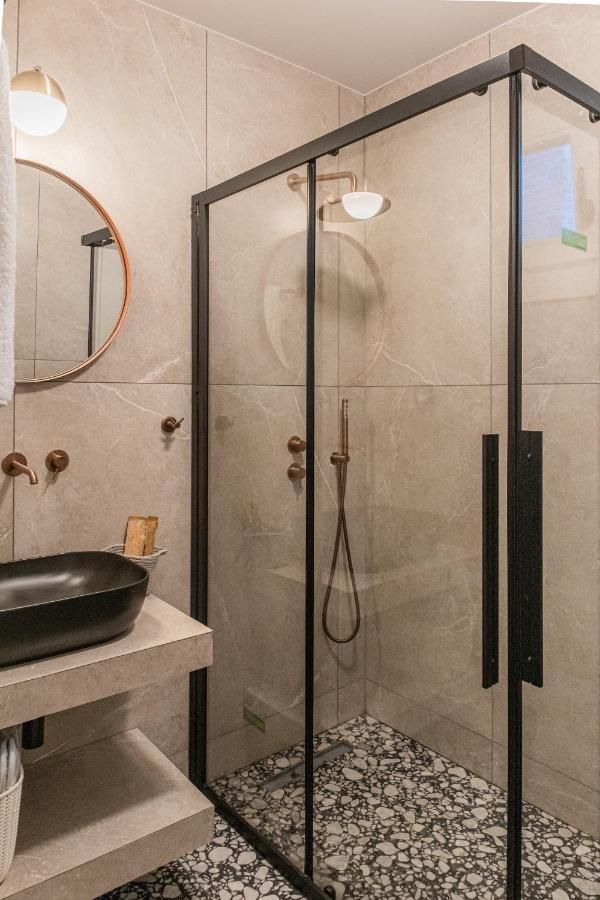 Chelmis Sea Front Apartments - Atlantis Argostoli  Ngoại thất bức ảnh