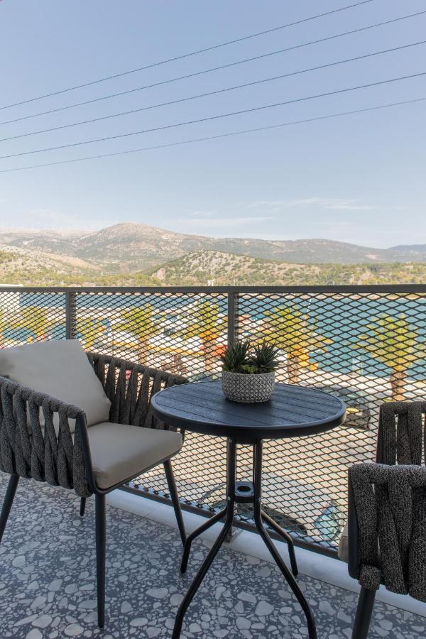 Chelmis Sea Front Apartments - Atlantis Argostoli  Ngoại thất bức ảnh