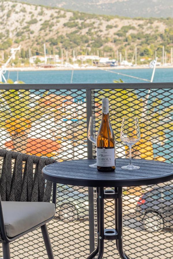 Chelmis Sea Front Apartments - Atlantis Argostoli  Ngoại thất bức ảnh